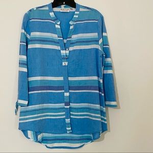 Habitat clothes to live in woman’s tunic/top XS blue & white button up Flowy